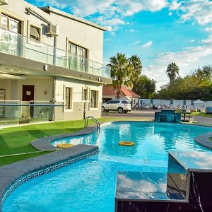 Lifestyle Lodge Hotel